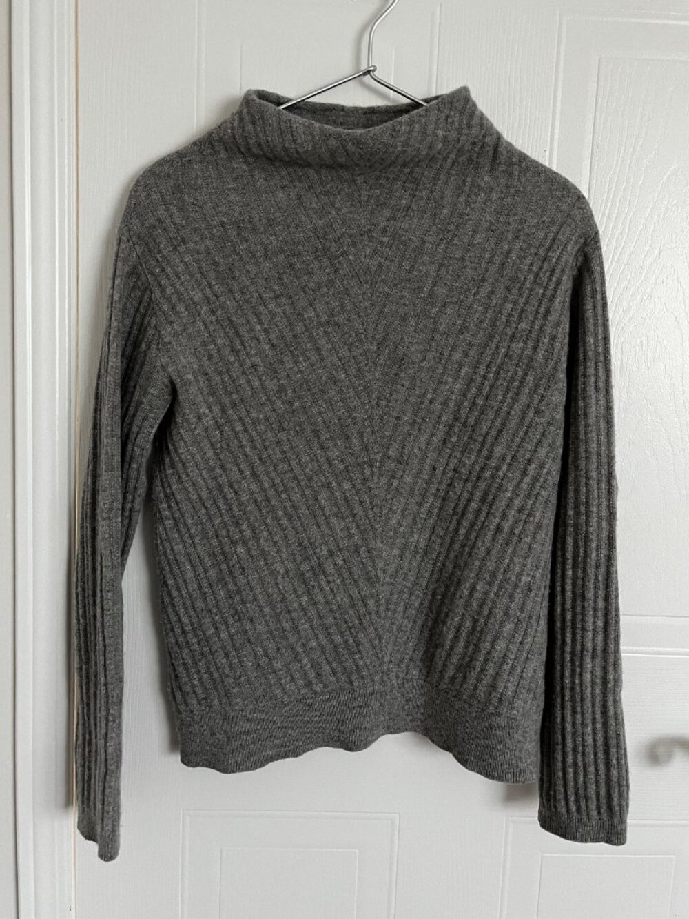 Club Monaco Cashmere Sweater